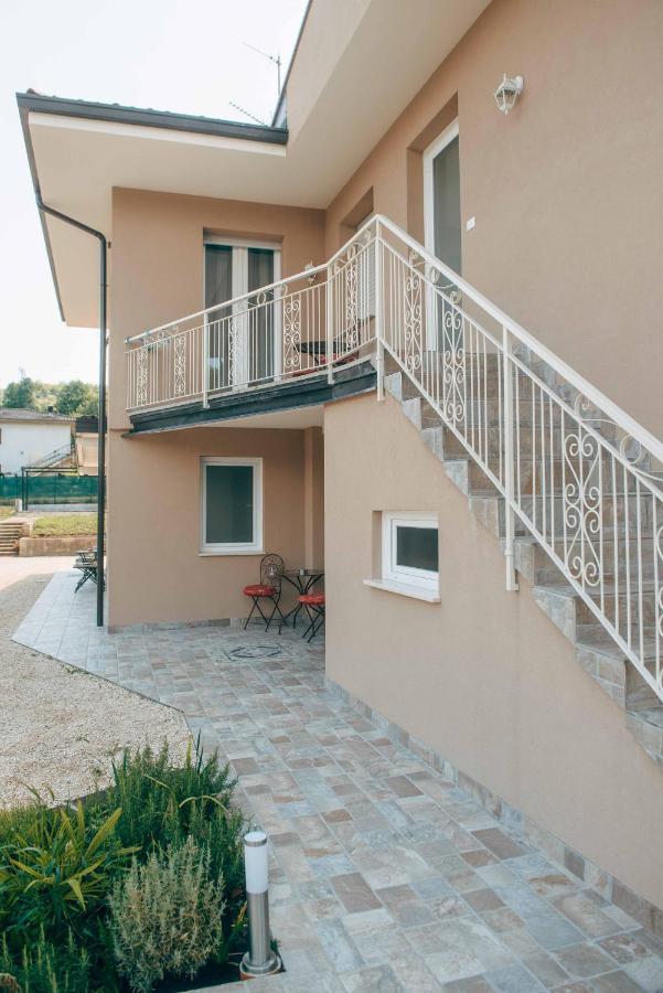 Affitta Camere La Fenice Di Folli Lorella Puegnago Luaran gambar