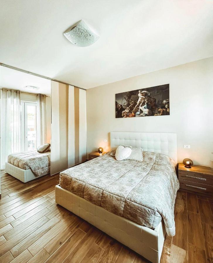 Affitta Camere La Fenice Di Folli Lorella Puegnago Luaran gambar