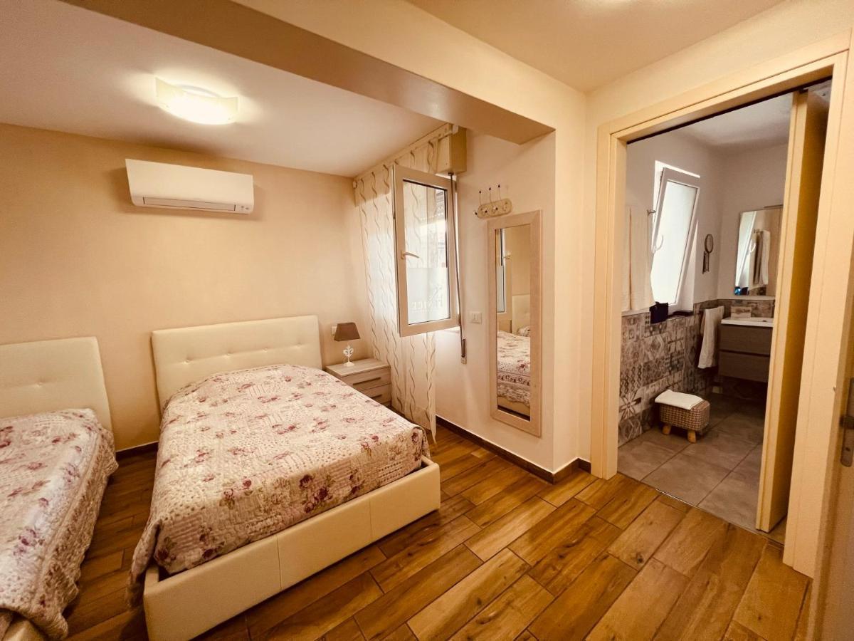 Affitta Camere La Fenice Di Folli Lorella Puegnago Luaran gambar